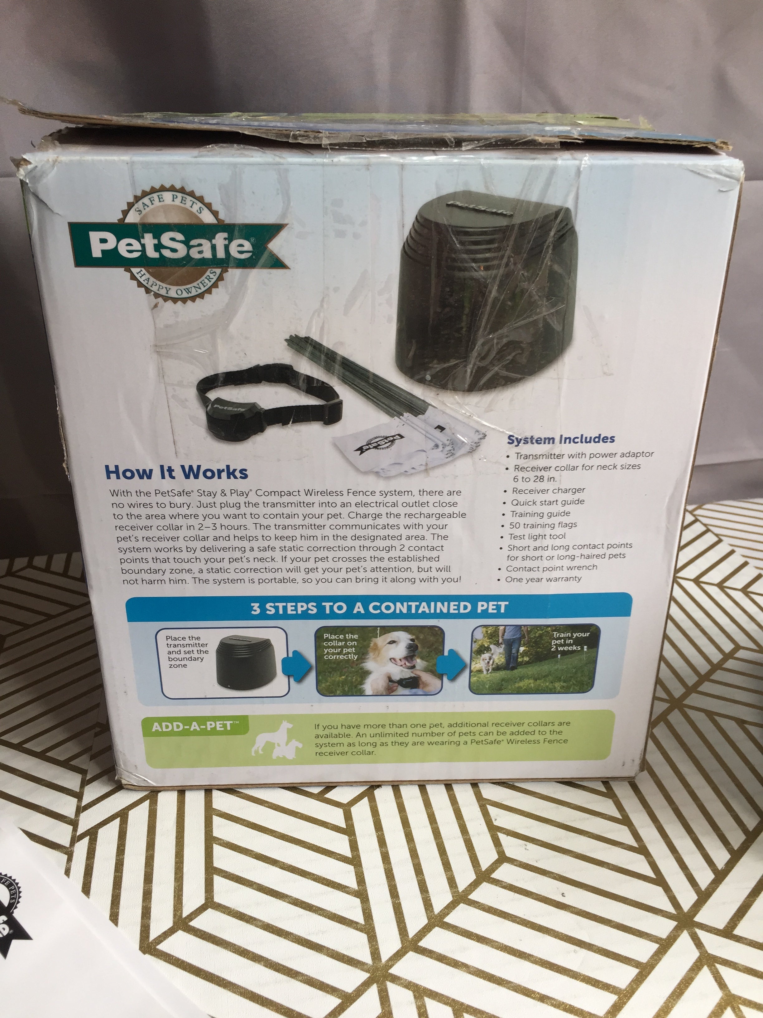 PetSafe Stay & Play Compact Wireless Pet Fence, LCD Screen 3/4 Acre Area (8045983760622)